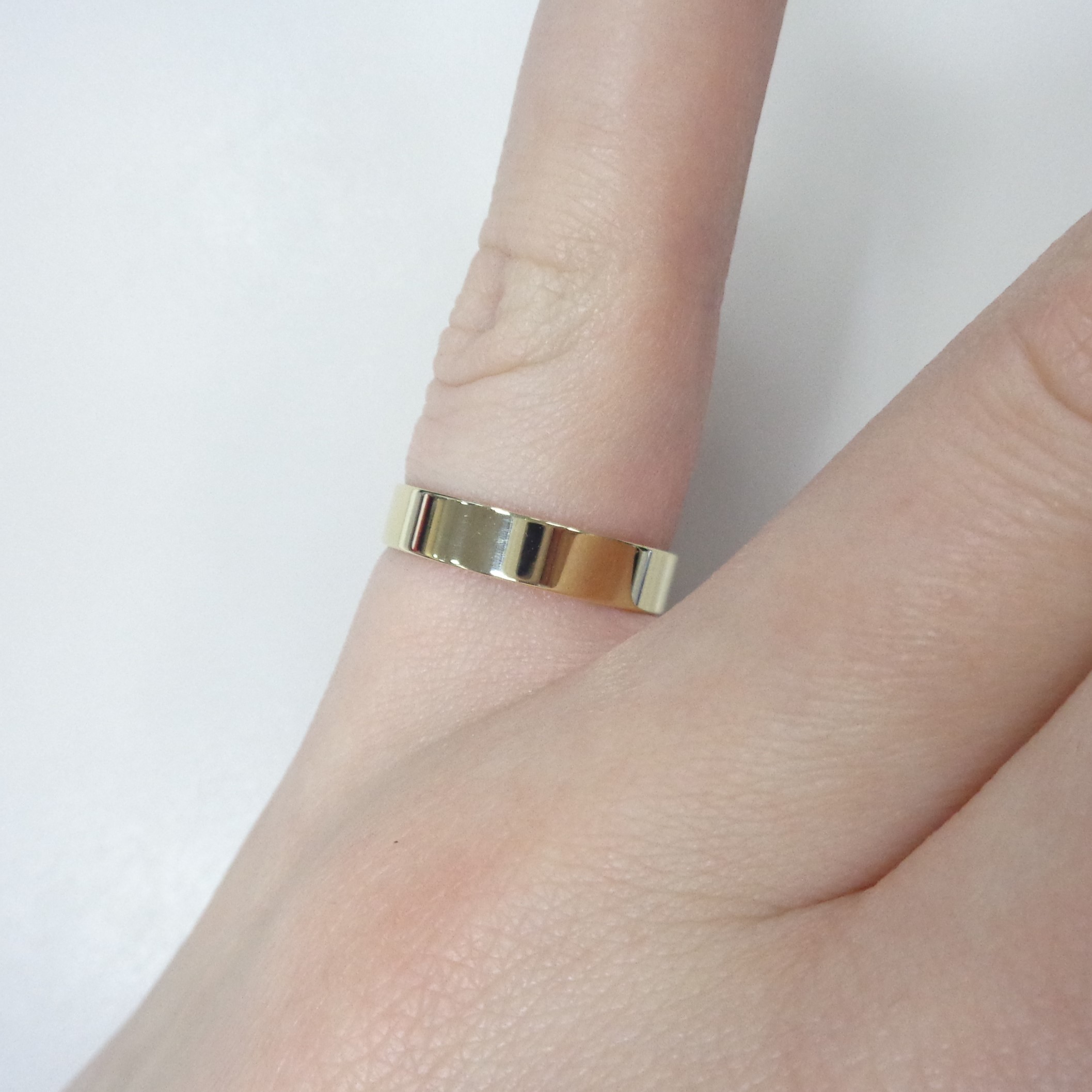 Золотое кольцо 585 пробы; "Обручальное"; желтое золото;